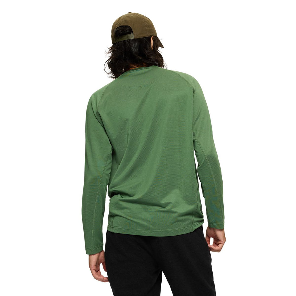Men Tech Long Sleeve Tee - Long Sleeves